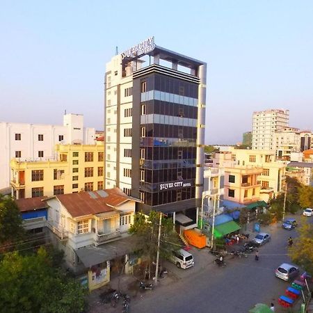 Silver City Hotel Mandalay Exterior foto